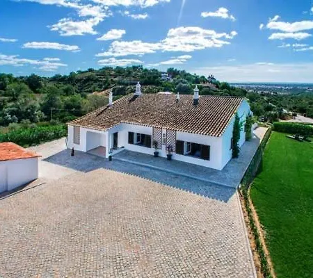 Sleeps 18 Pool Villa *
