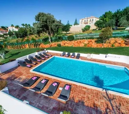 Sleeps 18 Pool Willa *
