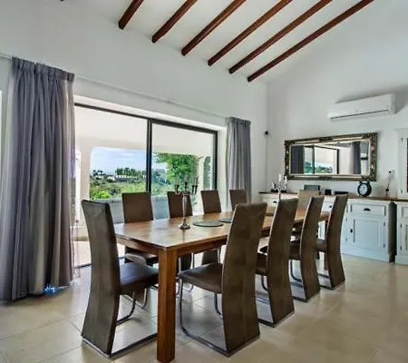Sleeps 18 Pool Almancil