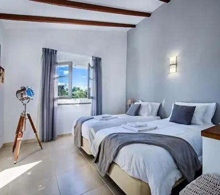 Sleeps 18 Pool Almancil